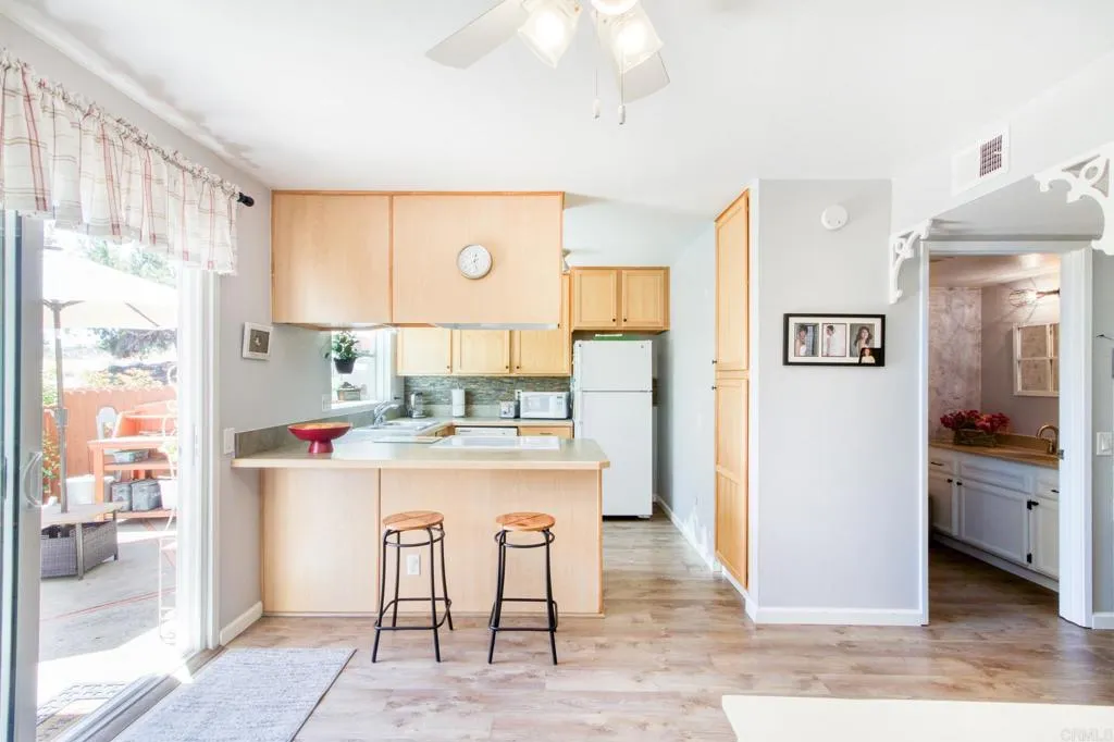 https://cdn.realtyfeed.com/cdn/127/305455106/b1129aec89b77c232089ab6a2a202dbe.webp