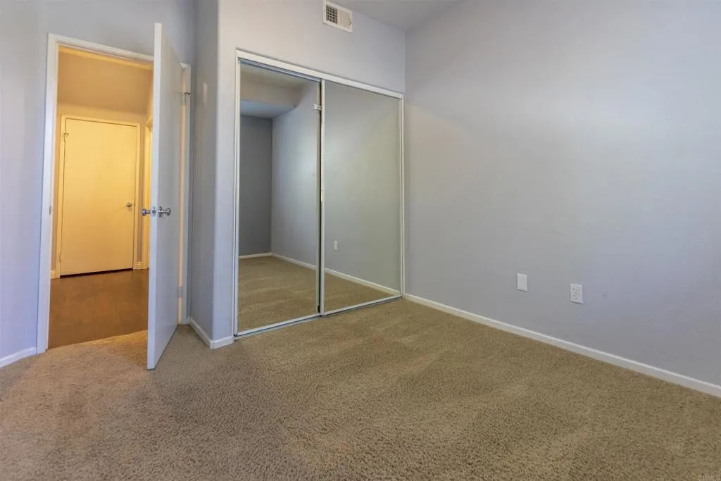 https://cdn.realtyfeed.com/cdn/127/305455734/02a10b2c51baa02c10fc21267fb75281.webp