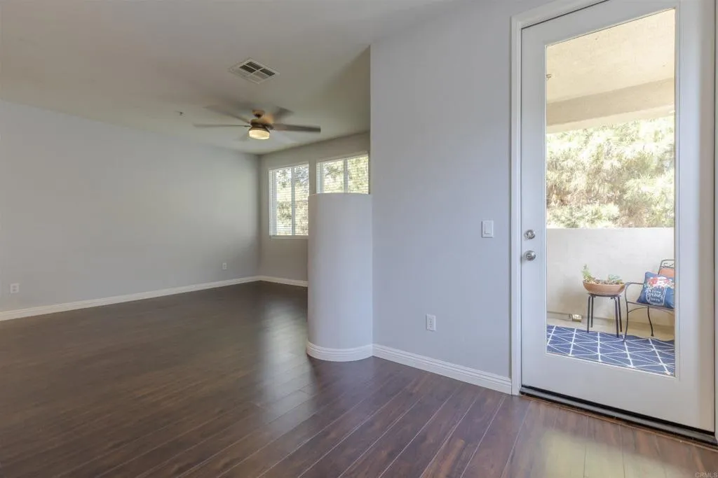 https://cdn.realtyfeed.com/cdn/127/305455734/71fe900879684aa1409d18ae8abf74da.webp