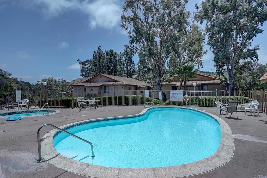 https://cdn.realtyfeed.com/cdn/127/305456529/f12fe989248c302ac7955b9ad4b9d844.webp