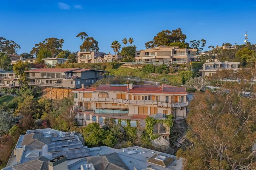 https://cdn.realtyfeed.com/cdn/127/305460046/3172cf61f7feac4288c3c840e806ab77.webp