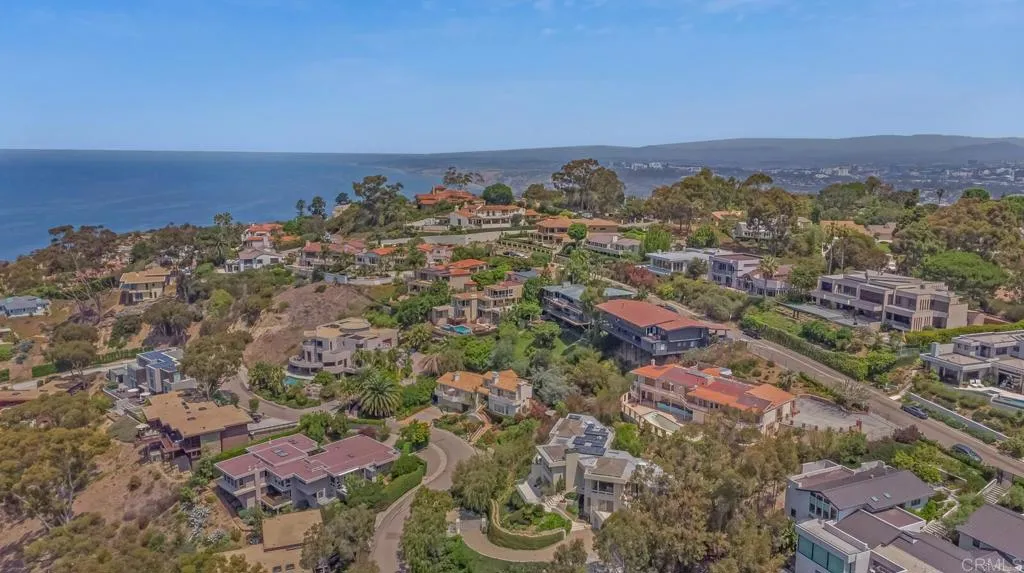 https://cdn.realtyfeed.com/cdn/127/305460046/93c1b456edf0cba178851da9b5c76767.webp
