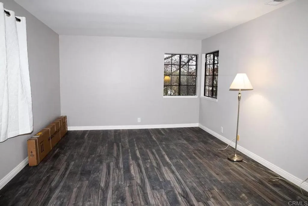 https://cdn.realtyfeed.com/cdn/127/305460146/2bf4afbfbd273d333f65e1c1bd8a0fbf.webp