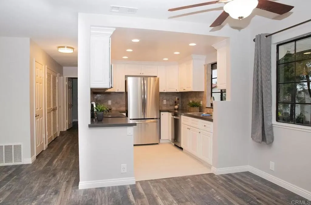 https://cdn.realtyfeed.com/cdn/127/305460146/be09df3e83dd22334befea58bb8b3f41.webp