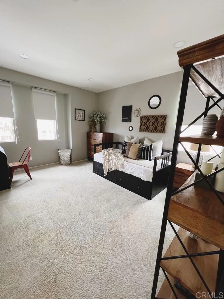 https://cdn.realtyfeed.com/cdn/127/305461507/b5925ba9508c98794c2c230135d1e5c4.webp