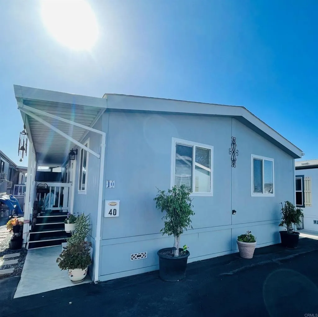 https://cdn.realtyfeed.com/cdn/127/305466186/84f8a24bc23178f1c22ead11f68810c9.webp