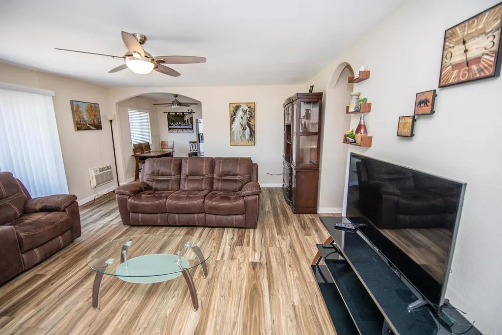 https://cdn.realtyfeed.com/cdn/127/305468735/022cad254790743b677df8165c6a51ea.webp