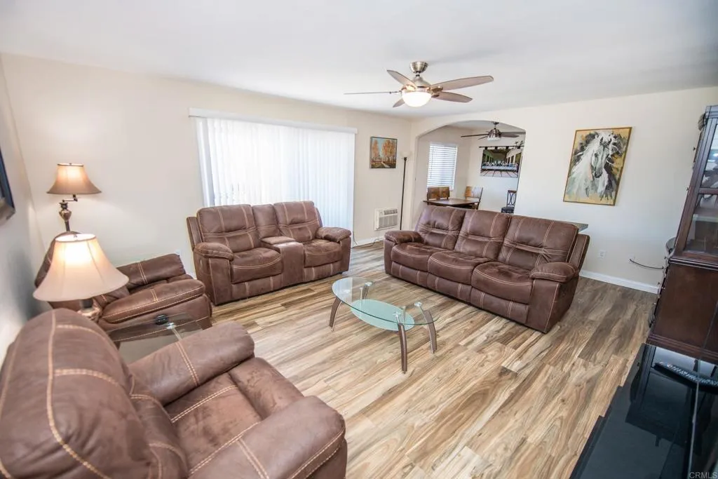 https://cdn.realtyfeed.com/cdn/127/305468735/edda5f640ba46593bf737360f9d9e0dd.webp