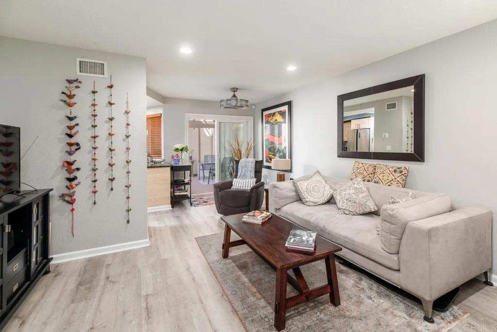 https://cdn.realtyfeed.com/cdn/127/305470824/598191053fcb977dc90b9293cc3cc6f1.webp