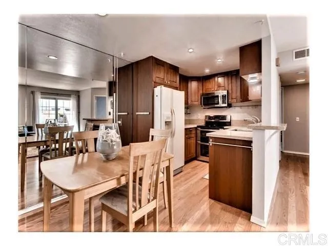 https://cdn.realtyfeed.com/cdn/127/305472567/1d9b0528b8b8fc65dfd520365ad22242.webp