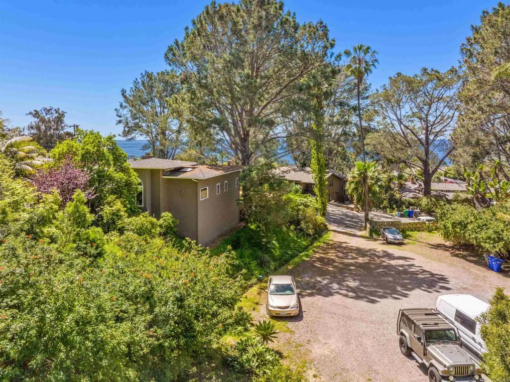 https://cdn.realtyfeed.com/cdn/127/305475492/4872e8544482da5b8c24d606e6d126cf.webp