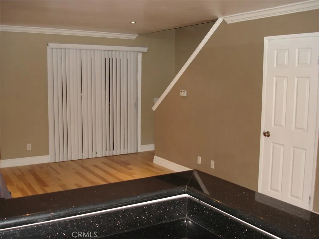 https://cdn.realtyfeed.com/cdn/127/305476106/f72c7c2b28ec1c71314b8b6563cc56ef.webp