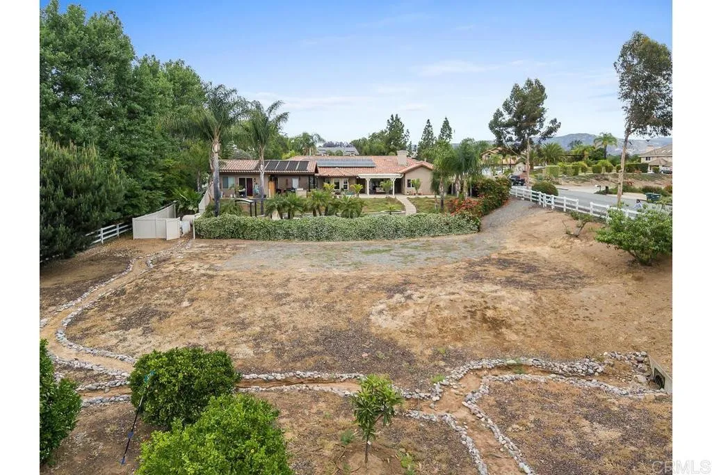 https://cdn.realtyfeed.com/cdn/127/305477062/a341f4354f2ad05c684349d97363d0b9.webp
