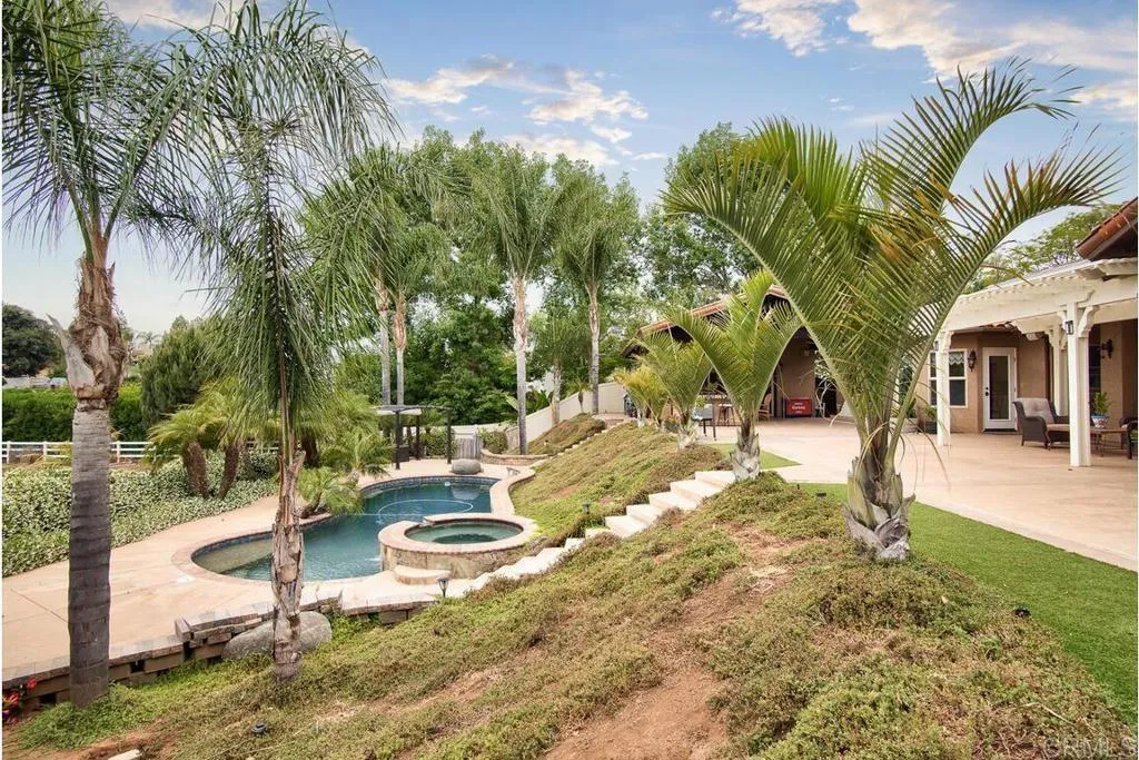 https://cdn.realtyfeed.com/cdn/127/305477062/c40b825a07f0be4fea9803bf46e72724.webp