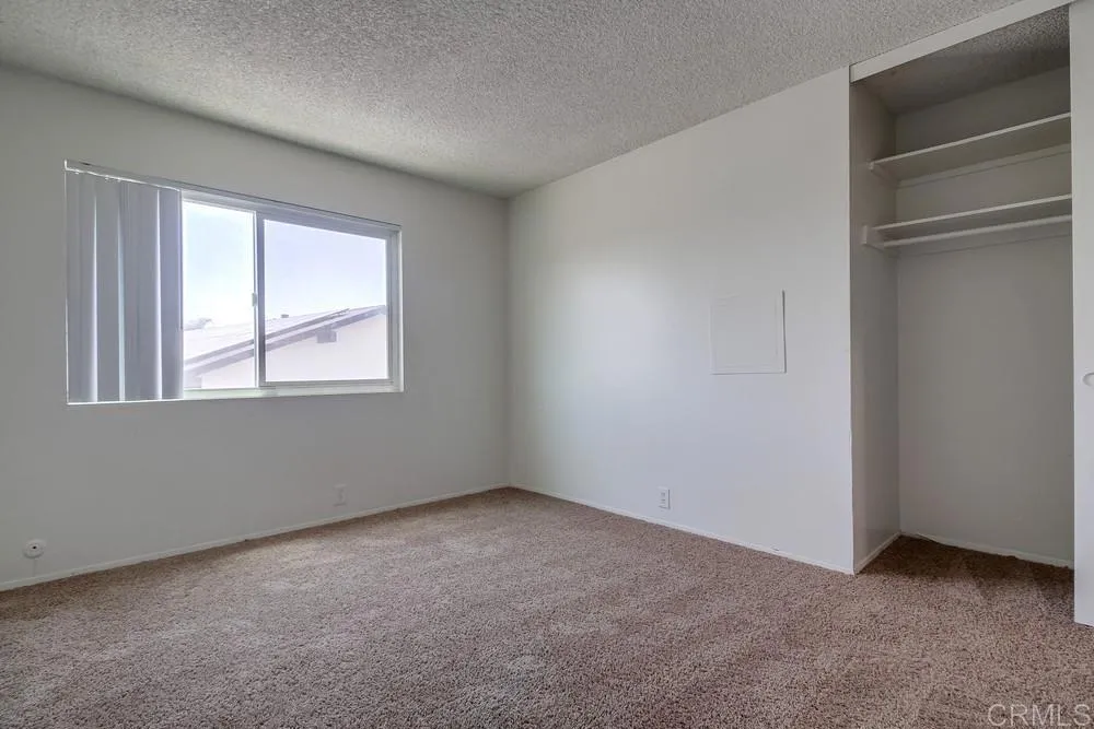 https://cdn.realtyfeed.com/cdn/127/305478014/ab48bad1a5198c2308492fba9919cf1a.webp
