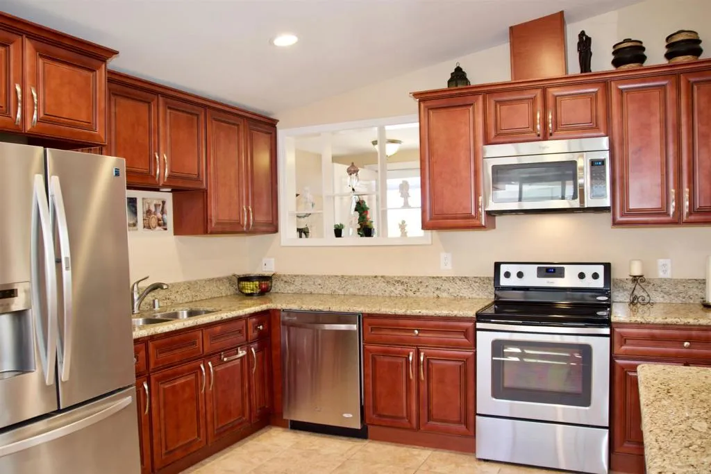 https://cdn.realtyfeed.com/cdn/127/305480126/85c79744589c98bc020efea685c67baf.webp