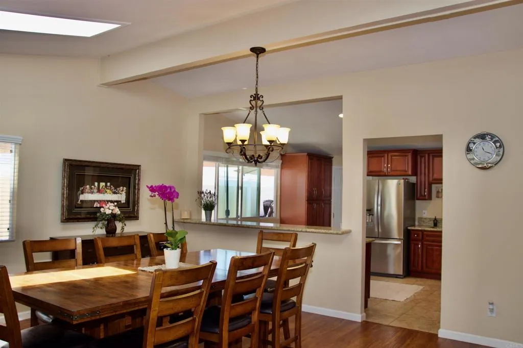 https://cdn.realtyfeed.com/cdn/127/305480126/92713d890850e6d71080edde6f4fc56a.webp