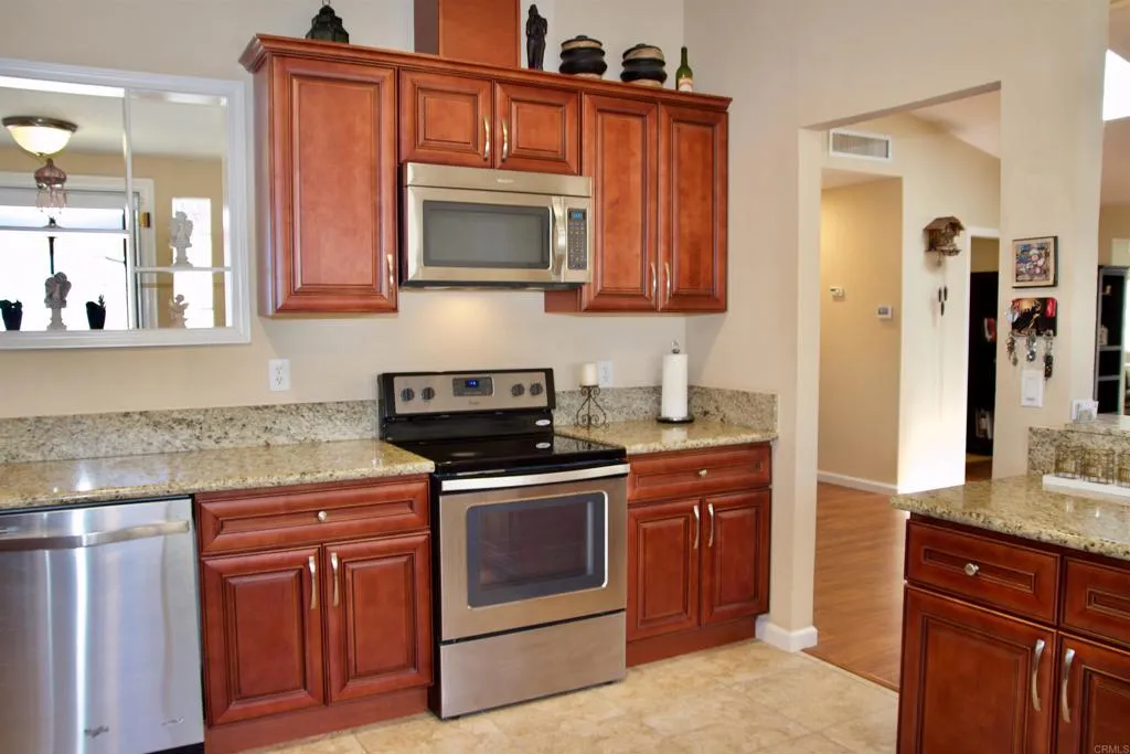 https://cdn.realtyfeed.com/cdn/127/305480126/a1ed0ac7cce83c5cd8c6693d2425f71b.webp
