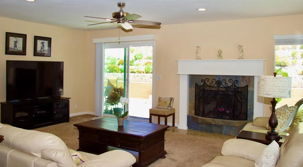 https://cdn.realtyfeed.com/cdn/127/305480126/cb3f1625f13f2a039fd185a139b1d9f0.webp