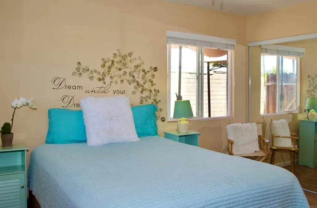 https://cdn.realtyfeed.com/cdn/127/305480126/dff8d7db8394fe0a525130ae1c2616cd.webp