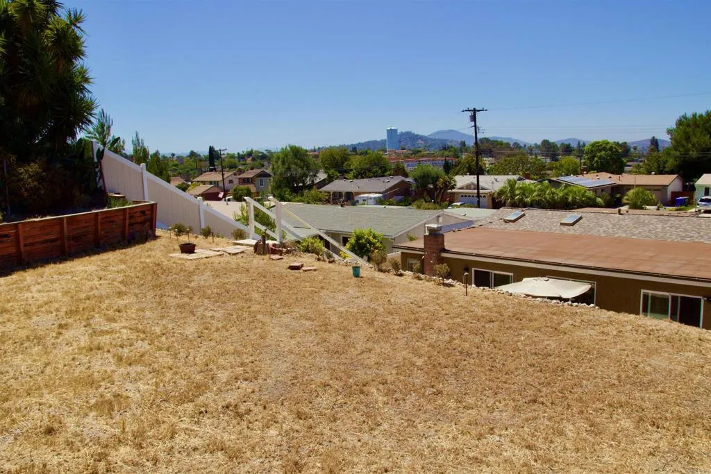 https://cdn.realtyfeed.com/cdn/127/305480126/e4e1398c7cabd6e6d7fc8b6f8335810b.webp