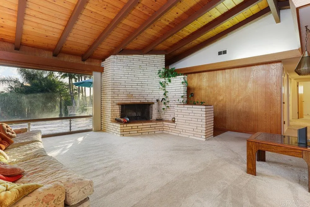 https://cdn.realtyfeed.com/cdn/127/305486964/28161dbddc167c38821e9988d9c26252.webp