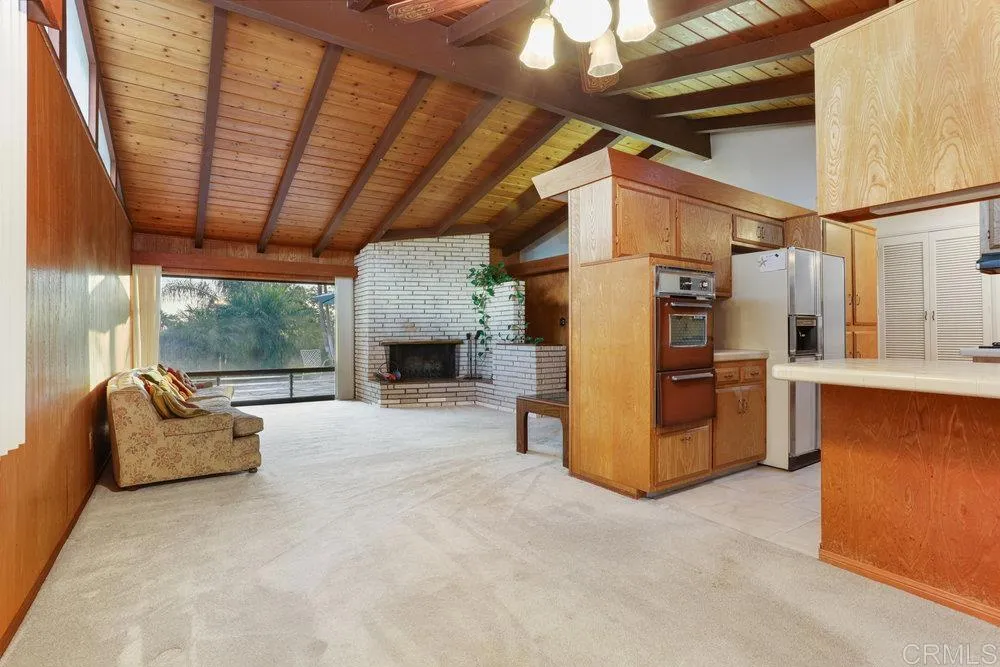 https://cdn.realtyfeed.com/cdn/127/305486964/2a0d2142e9e31465881fbd1989be01c5.webp
