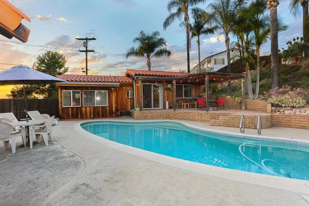 https://cdn.realtyfeed.com/cdn/127/305486964/a94318c8f9896119df7b91490fe49805.webp