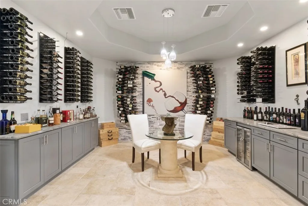 https://cdn.realtyfeed.com/cdn/127/305487089/791e6fee088d3b859be5790aba98a175.webp