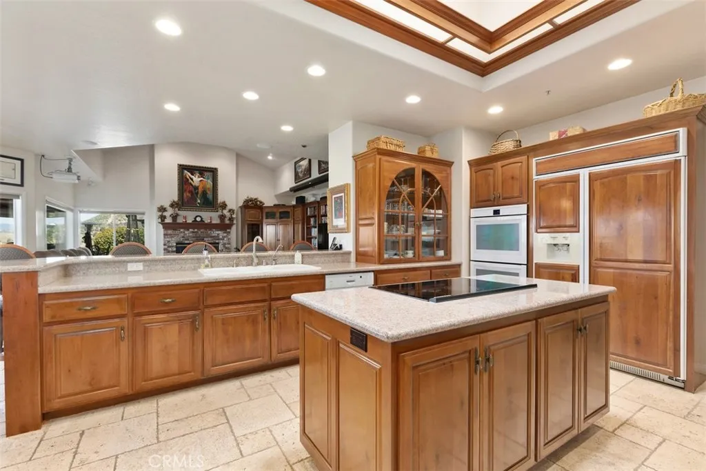 https://cdn.realtyfeed.com/cdn/127/305487089/7ea399671cf90bd1b5de594be3974da8.webp