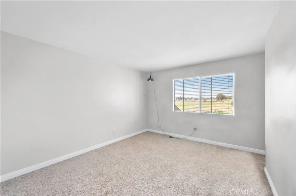 https://cdn.realtyfeed.com/cdn/127/305487731/19e87d8241f2b70239d6f45199f856ae.webp