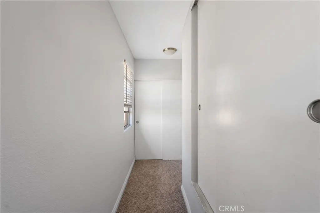 https://cdn.realtyfeed.com/cdn/127/305487731/1d27fb0d6159ab1289a3656a134f5ca8.webp