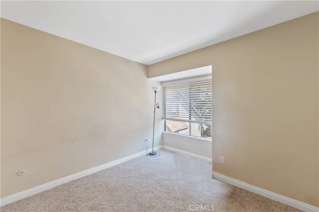 https://cdn.realtyfeed.com/cdn/127/305487731/3026d16ab4f8ff7983c44c835c11a6da.webp