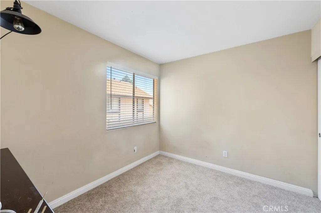 https://cdn.realtyfeed.com/cdn/127/305487731/429e5c0535827a9f0a24345abcbdaffb.webp