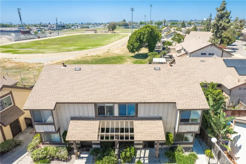 https://cdn.realtyfeed.com/cdn/127/305487731/4db6629908401f57d2bad1bf3ee779a9.webp