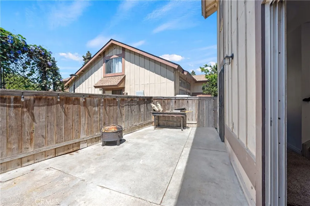 https://cdn.realtyfeed.com/cdn/127/305487731/9fb5bcb3d75afff09961d91cce552ed1.webp