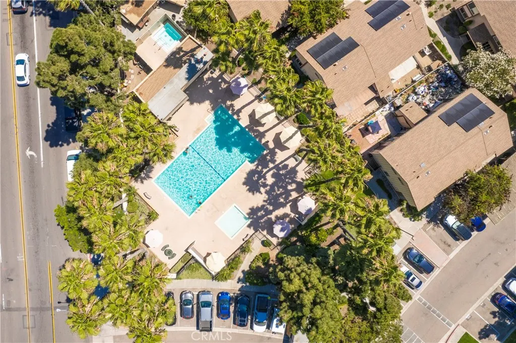 https://cdn.realtyfeed.com/cdn/127/305487731/f52aa6fca89013f49105ffdfe1c56596.webp