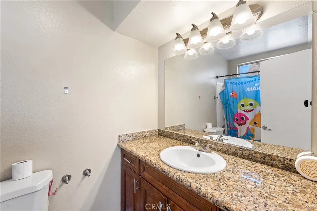 https://cdn.realtyfeed.com/cdn/127/305487731/fdba1826b5400592c09b182c34b5d2a9.webp