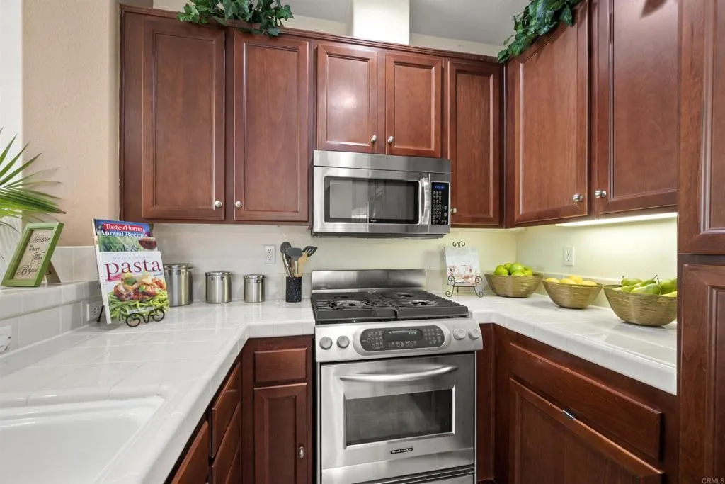 https://cdn.realtyfeed.com/cdn/127/305488179/47459994280f65ccfee94c4159ea7608.webp