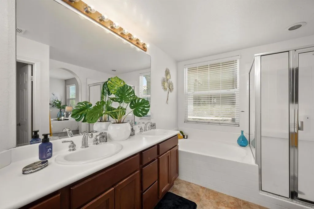 https://cdn.realtyfeed.com/cdn/127/305488179/a5371c4b8e80c61949040ddbd661e70b.webp