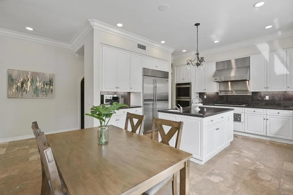 https://cdn.realtyfeed.com/cdn/127/305491181/740c54c857abc0e9e8b1632cf9953b05.webp