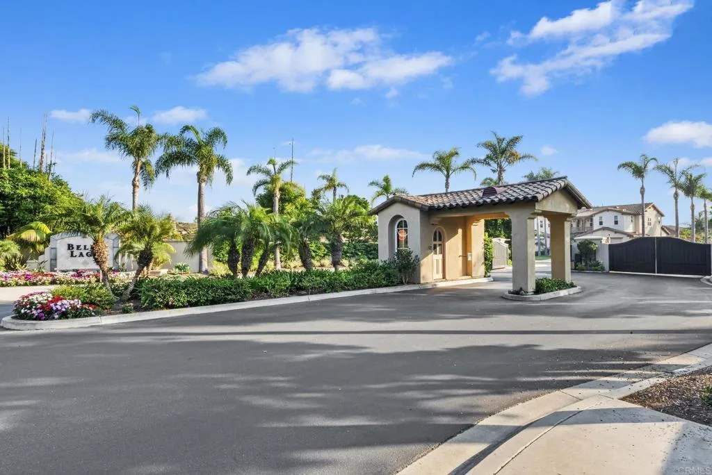 https://cdn.realtyfeed.com/cdn/127/305491181/8dadc073cdb1d23bb0a1d770ca05e645.webp
