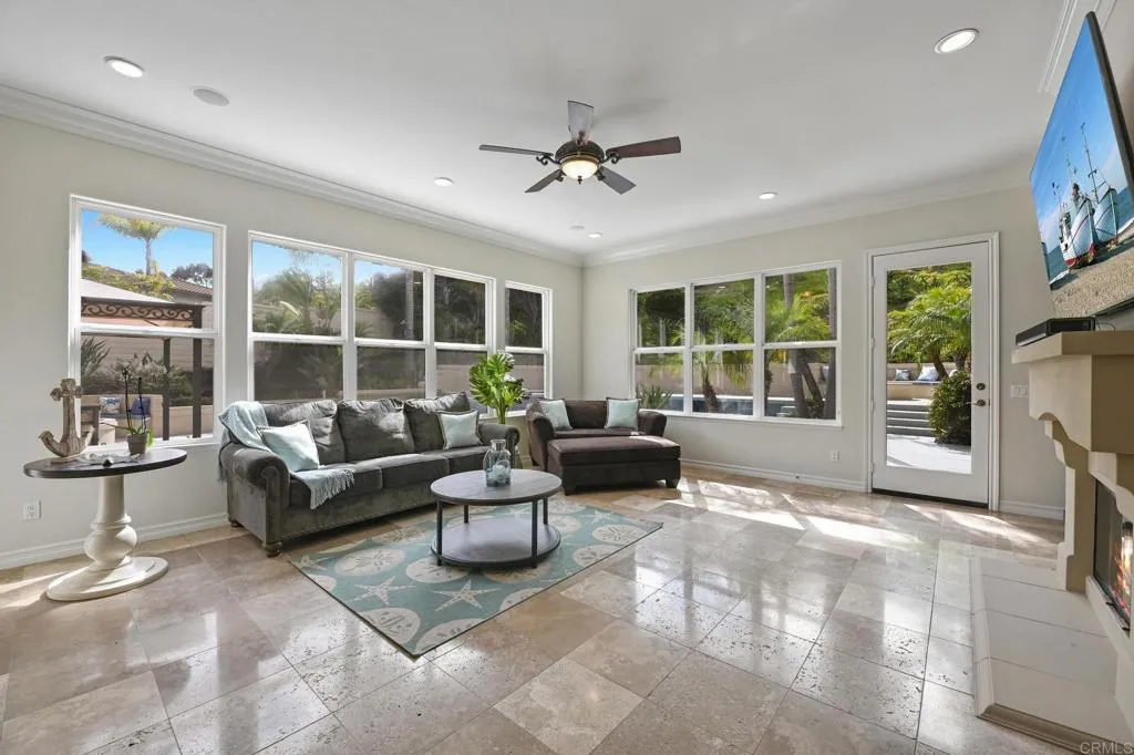 https://cdn.realtyfeed.com/cdn/127/305491181/cb54f0dbbe942bd67dcd45abd5f4b0e5.webp