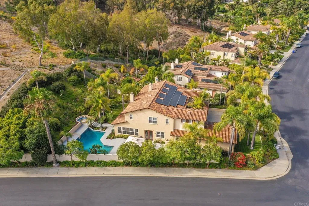 https://cdn.realtyfeed.com/cdn/127/305491181/de84c21e48c2d88e6b943197f6bf74c7.webp