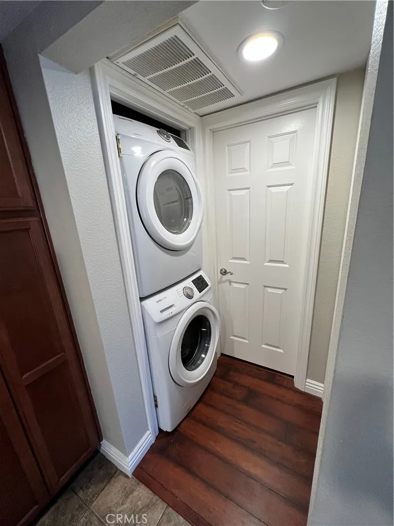 https://cdn.realtyfeed.com/cdn/127/305491958/23288ed81d71c58c950dd16e67e3a731.webp