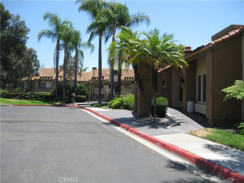 https://cdn.realtyfeed.com/cdn/127/305491958/89cbac065f1226a954aaaf6d11f1c652.webp