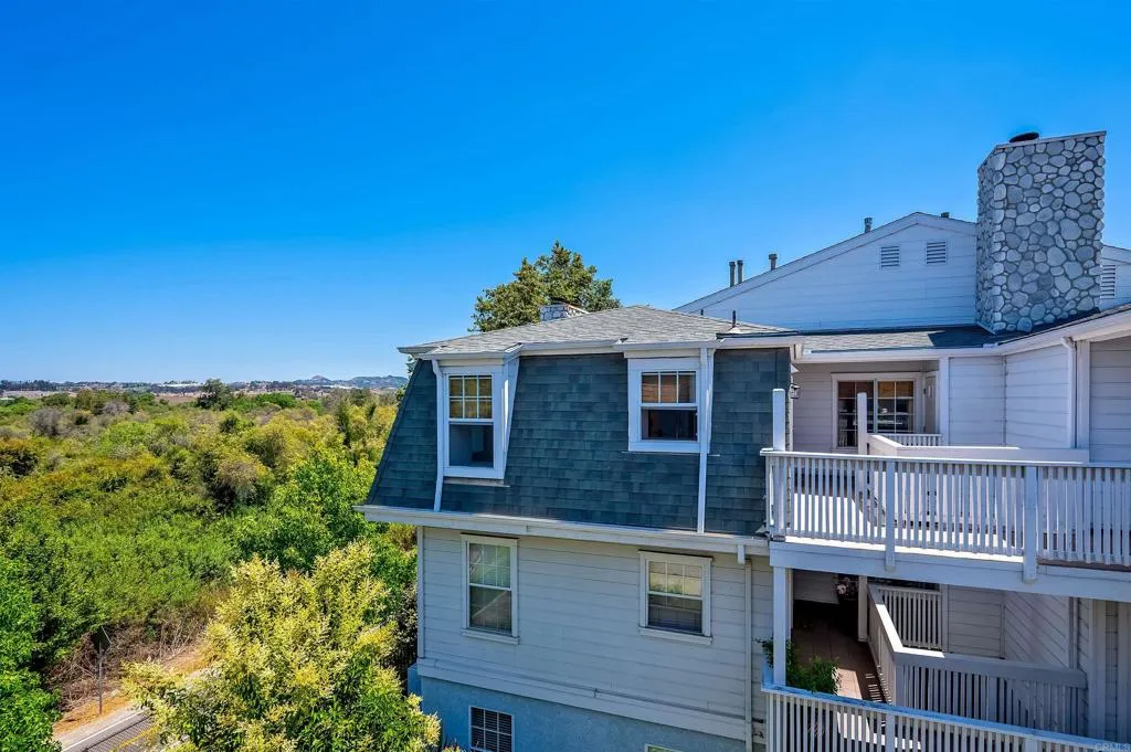 https://cdn.realtyfeed.com/cdn/127/305694557/884515ff85de8a0c7f619c969069c1e8.webp