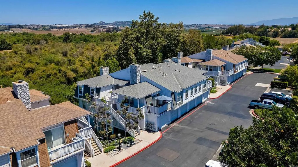 https://cdn.realtyfeed.com/cdn/127/305694557/adf277ff8fd3bbafc7e2bb0fcabe7f5e.webp