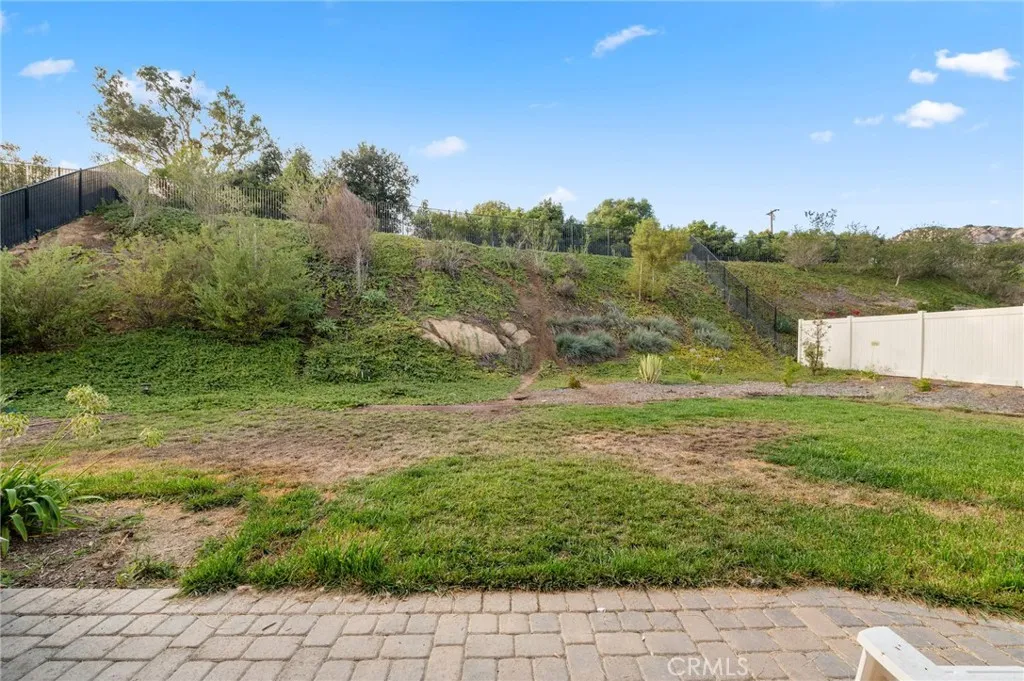 https://cdn.realtyfeed.com/cdn/127/305698297/fc83121a49abd7a8dcead8900e3583cf.webp