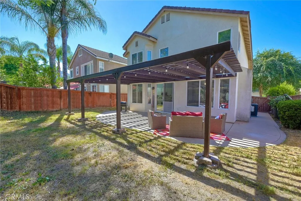 https://cdn.realtyfeed.com/cdn/127/305702360/f898523426239d3352994386006b9086.webp